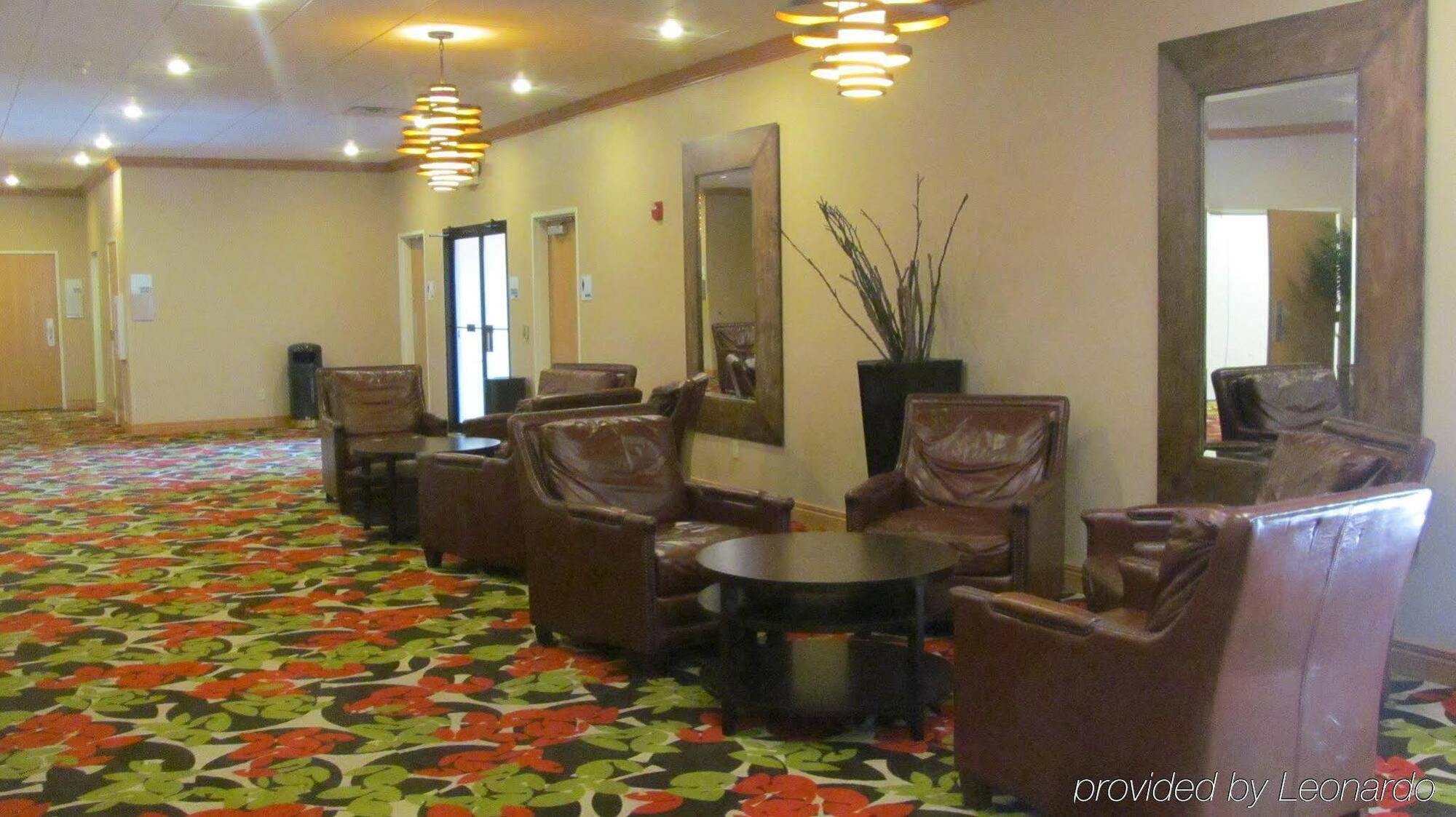 Holiday Inn Express Hotel & Suites Lexington By Ihg Ngoại thất bức ảnh