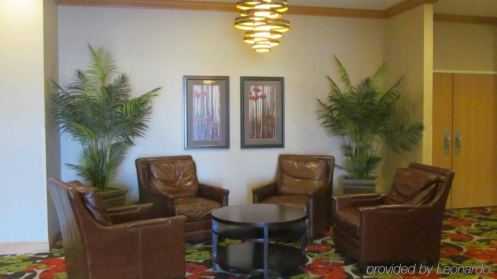 Holiday Inn Express Hotel & Suites Lexington By Ihg Ngoại thất bức ảnh